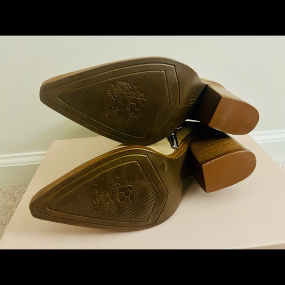 Vince Camuto ankle boots - Picture 5 of 6